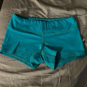 Fleo CrossFit womens shorts size small